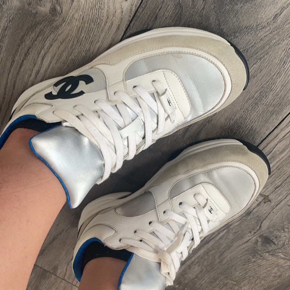Chanel Classic Monogram Logo Trainer White/Blue 39 - Picture 9 of 10